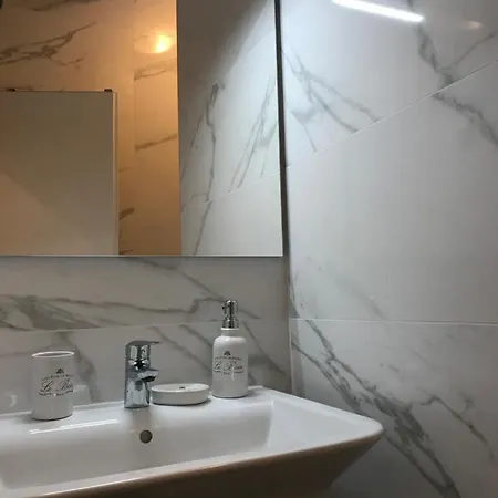 Lejlighed Aquamarin, Blizu Mora S Pogledom Na More, 4 Do 6 Osoba Malinska