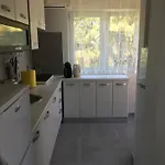 Aquamarin, Blizu Mora S Pogledom Na More, Za Do 6 Osoba *