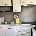 Aquamarin, Blizu Mora S Pogledom Na More, Za Do 6 Osoba Apartman