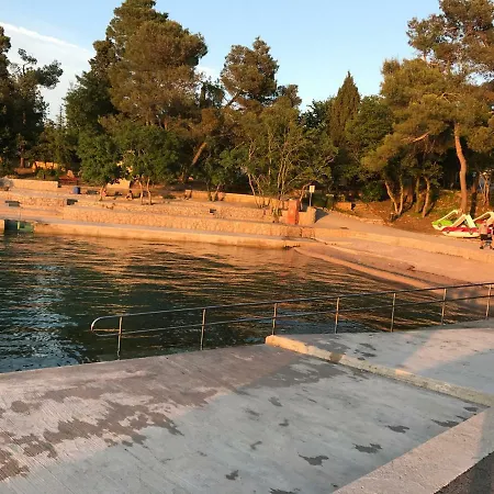 Aquamarin, Blizu Mora S Pogledom Na More, 4 Do 6 Osoba *