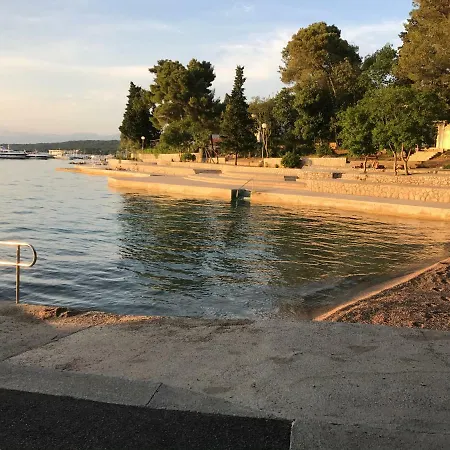 Aquamarin, Blizu Mora S Pogledom Na More, 4 Do 6 Osoba Apartament