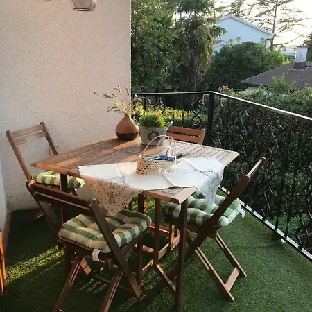 Aquamarin, Blizu Mora S Pogledom Na More, 4 Do 6 Osoba Διαμέρισμα Malinska
